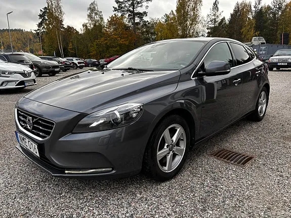 Volvo V40 2014 photo 2