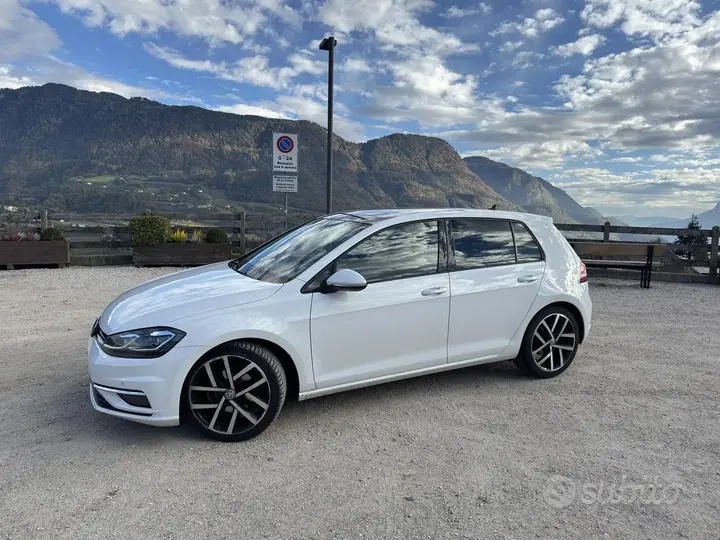 Volkswagen Golf 2017 photo 2