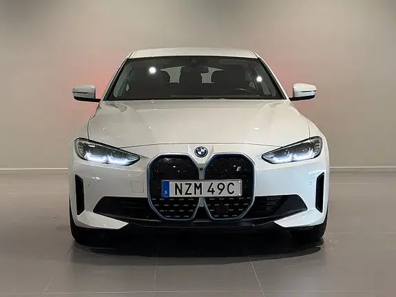 BMW I4 2024 photo 2
