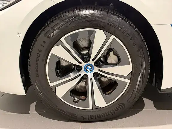BMW I4 2024 photo 5