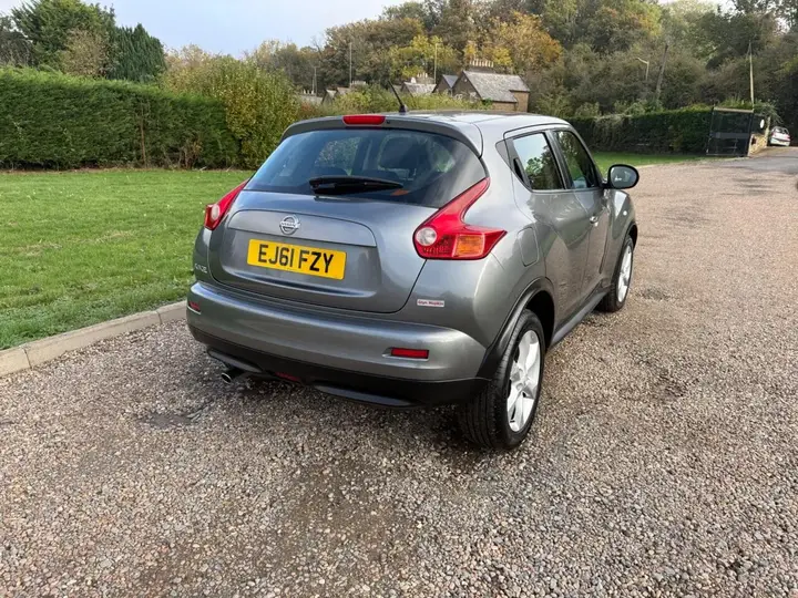 Nissan Juke 2011 photo 3
