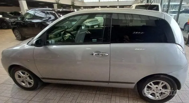 Lancia Ypsilon 2007 photo 2
