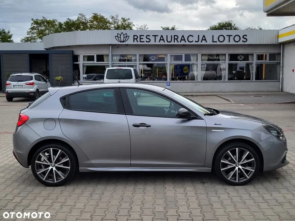 Alfa Romeo Giulietta 2020 photo 5