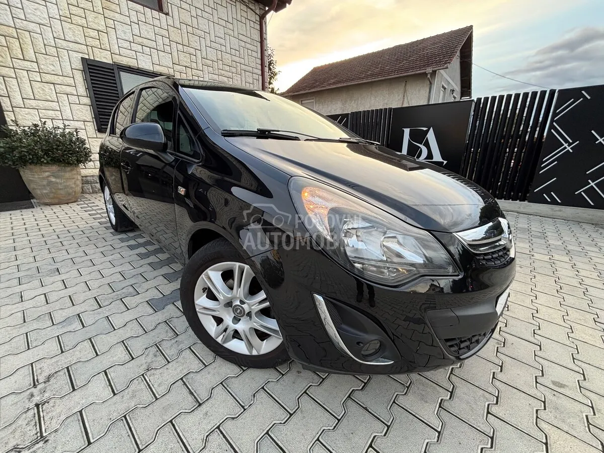 Opel Corsa D 2014 photo 3