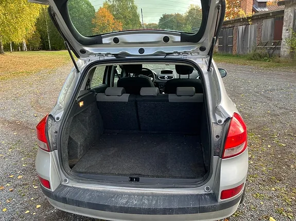 Renault Clio 2010 photo 3