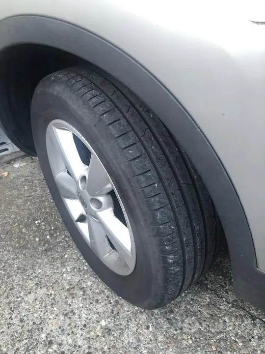 Nissan Qashqai 2009 photo 4