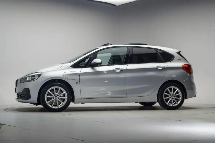 BMW 2 Series Active Tourer 2018 photo 2