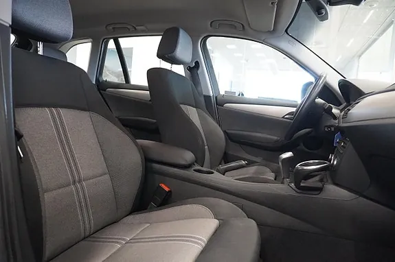 BMW X1 2012 photo 4