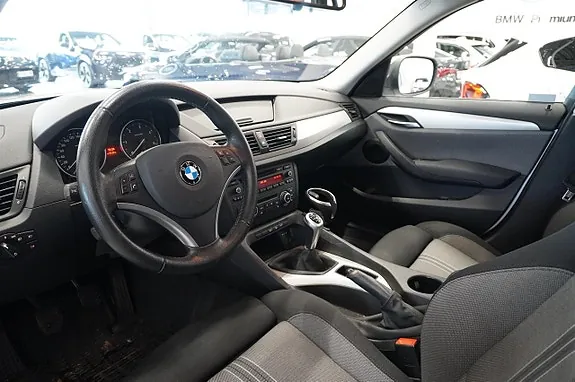 BMW X1 2012 photo 2