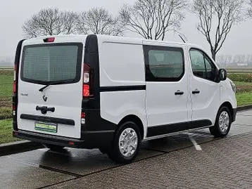 Renault Trafic 2022 photo 2