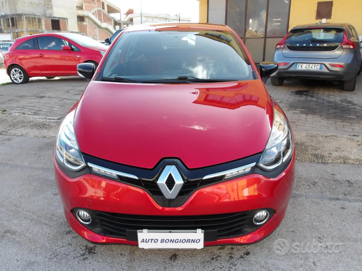Renault Clio 2015 photo 2