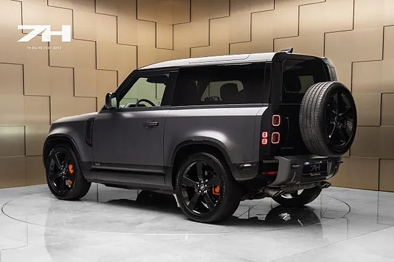 Land Rover Defender 90 2024 photo 3