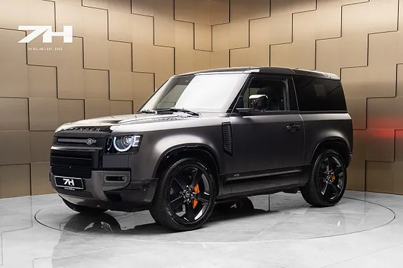 Land Rover Defender 90