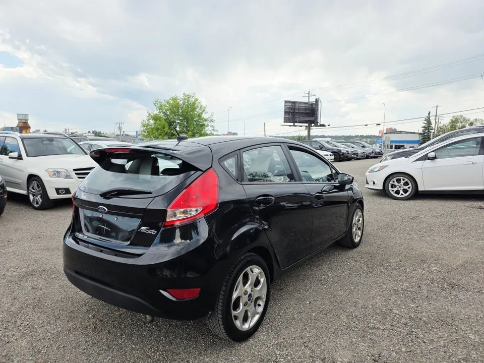 Ford Fiesta 2013 photo 4