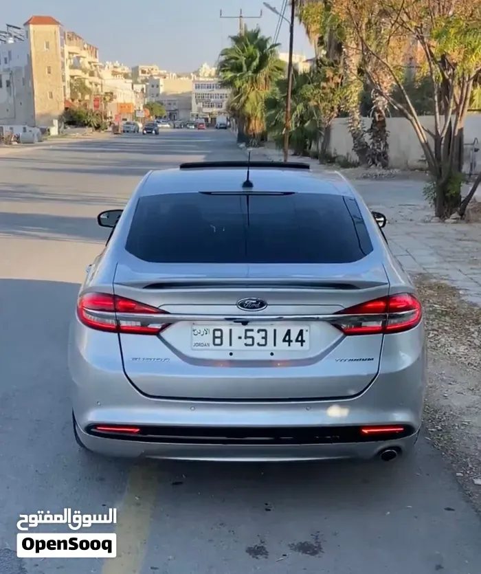 Ford Fusion 2017 photo 2