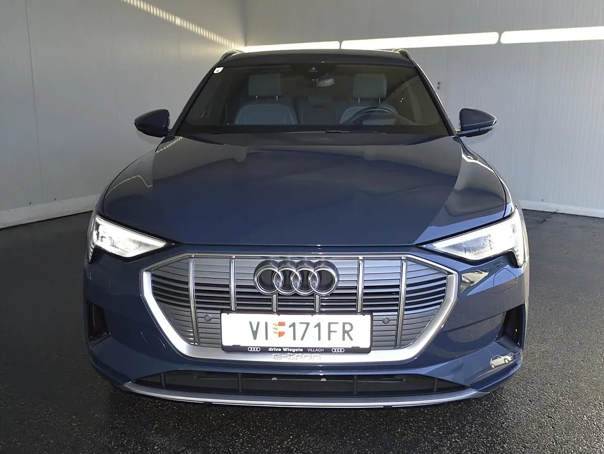 Audi E-Tron 2021 photo 2