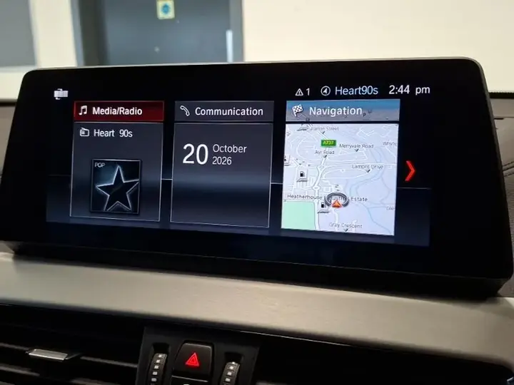 BMW X2 2022 photo 2