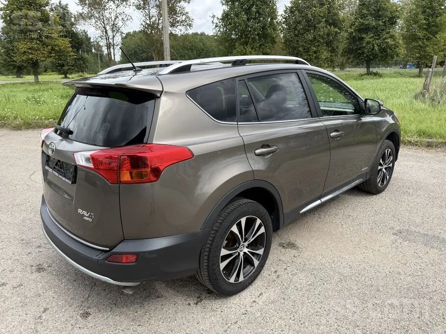 Toyota Rav4 2015 photo 5