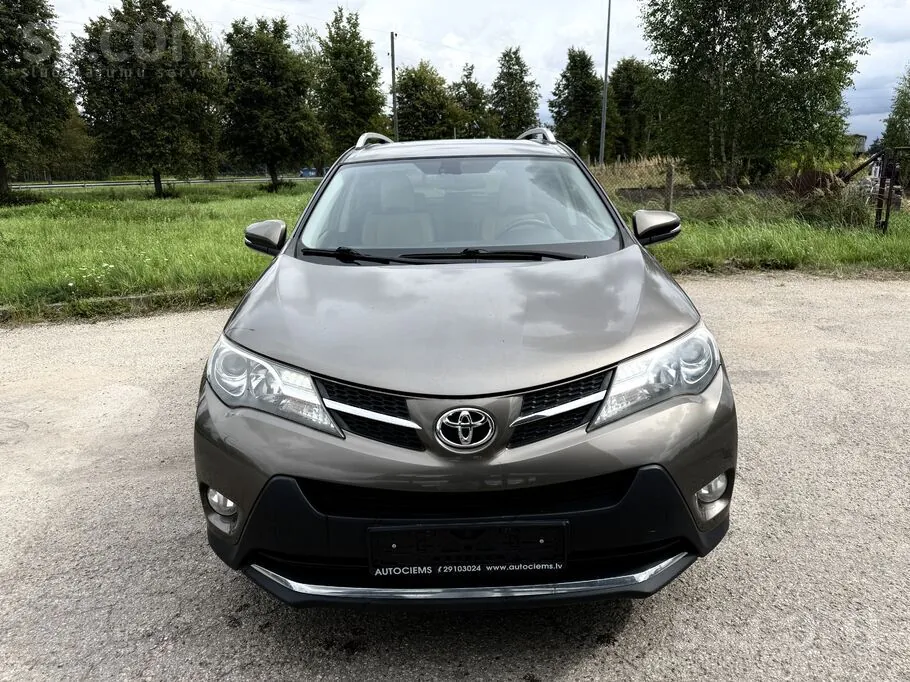 Toyota Rav4 2015 photo 2