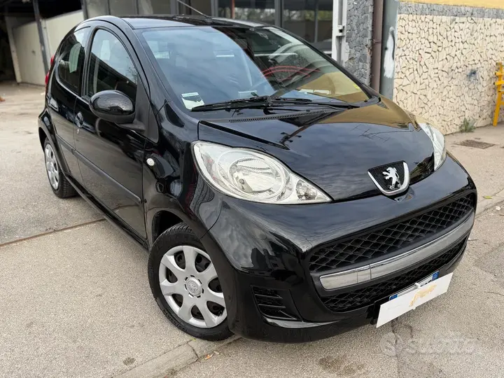 Peugeot 107 2009 photo 4