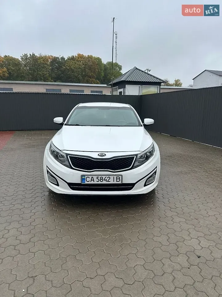 Kia K5 2013 photo 2