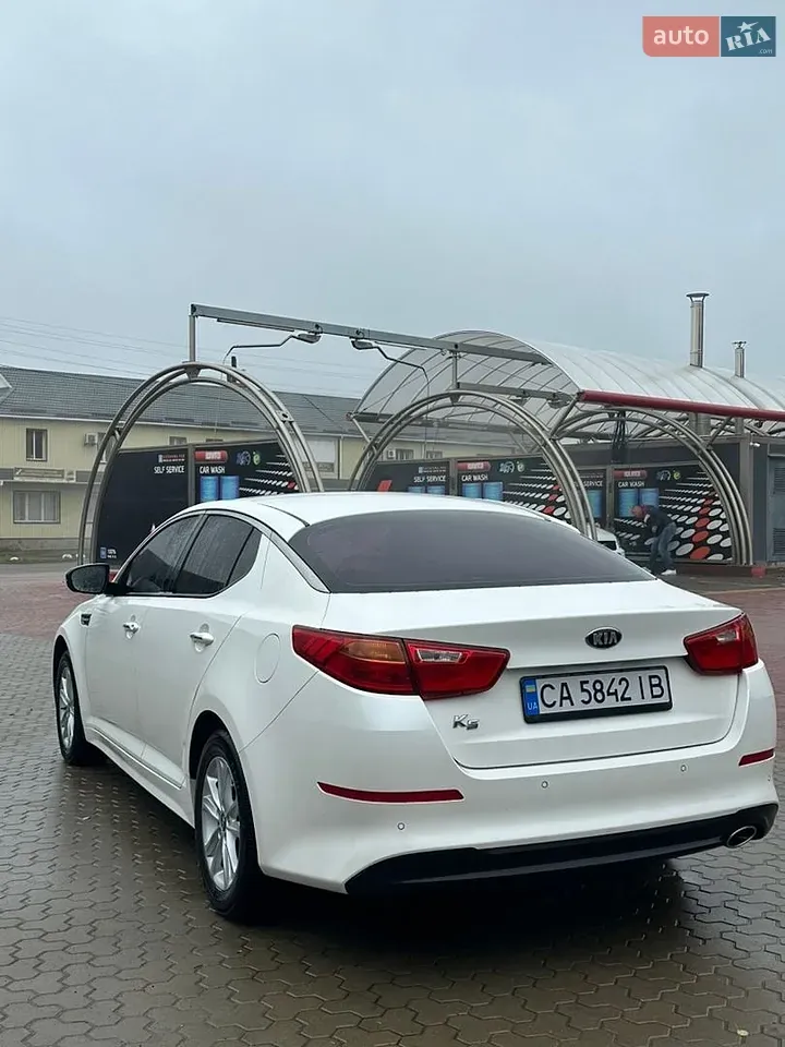 Kia K5 2013 photo 5
