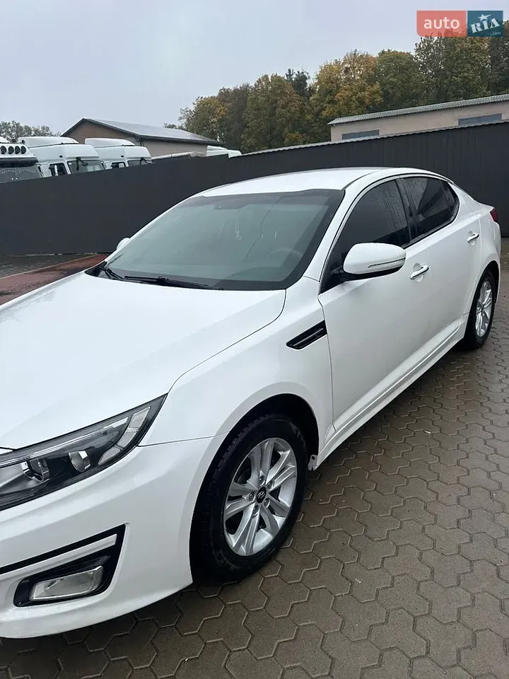 Kia K5 2013 photo 3