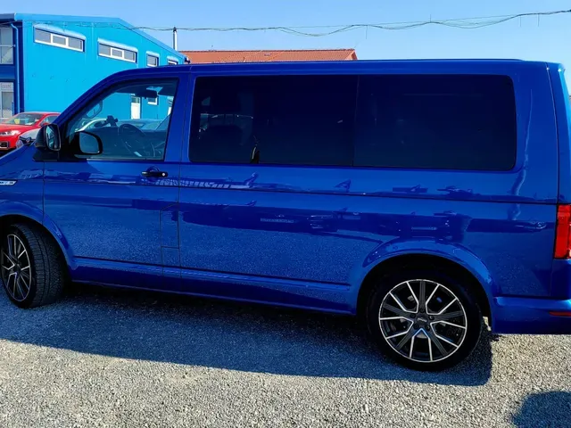 Volkswagen T6 Multivan 2021 photo 4