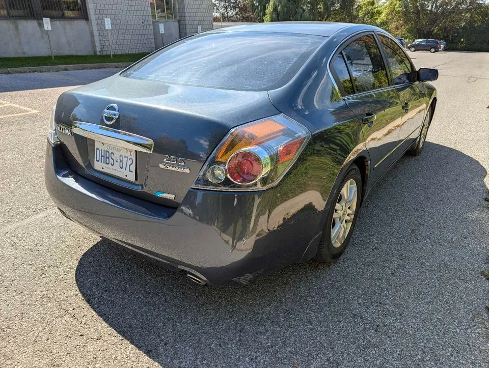 Nissan Altima