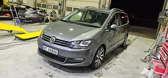 Volkswagen Sharan 2018 photo 2