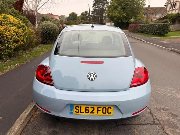 Volkswagen Beetle 2012 photo 3