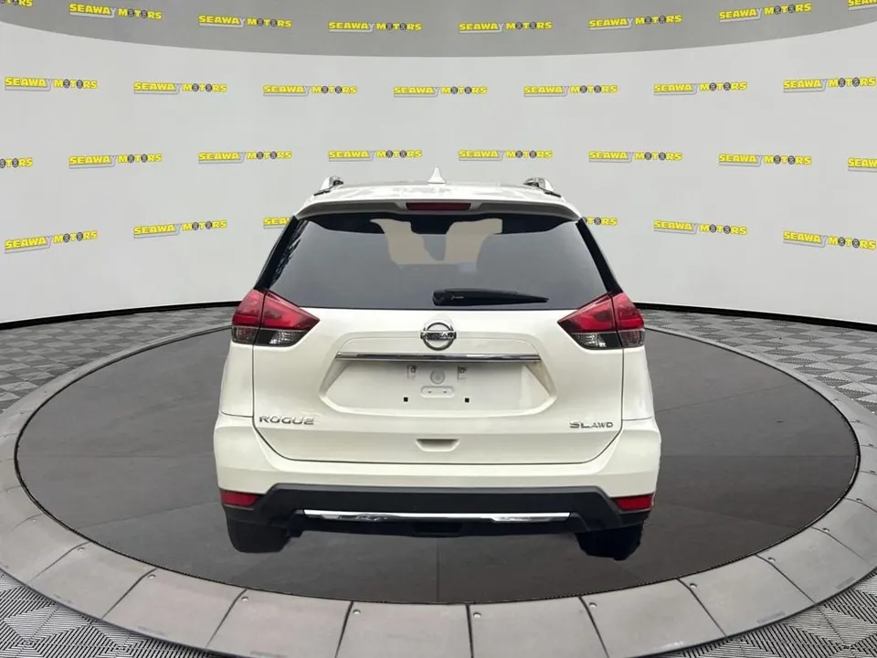 Nissan Rogue 2018 photo 4