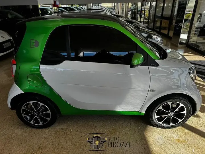Smart Fortwo 2017 photo 3