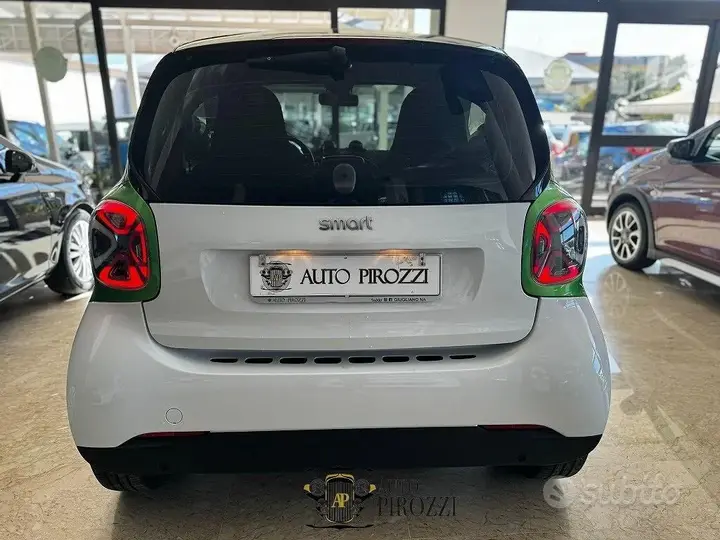 Smart Fortwo 2017 photo 5