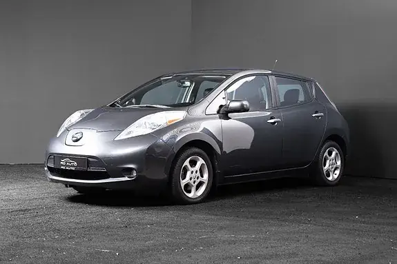 Nissan Leaf 2013 photo 2