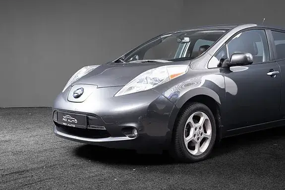 Nissan Leaf 2013 photo 3