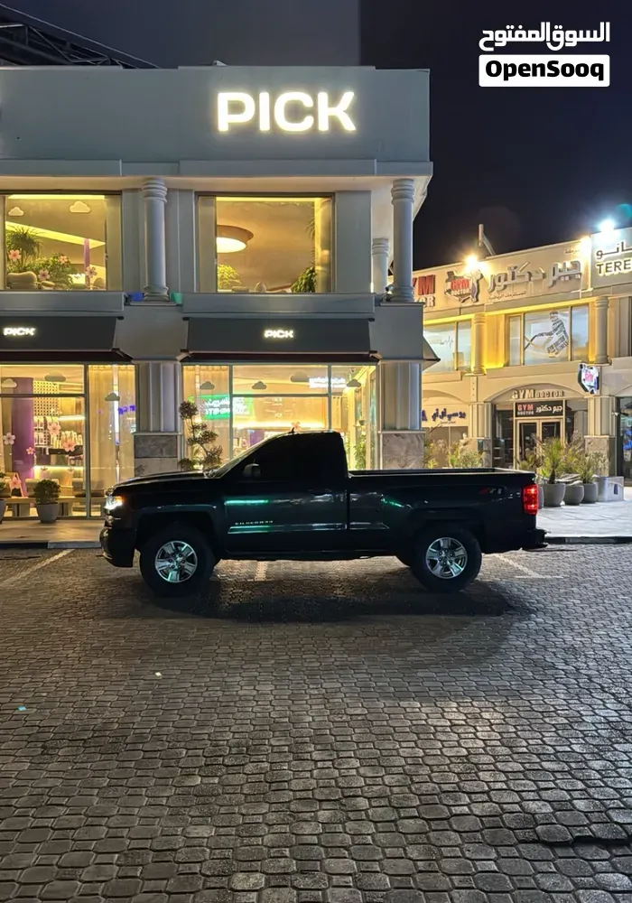 Chevrolet Silverado 2017 photo 2