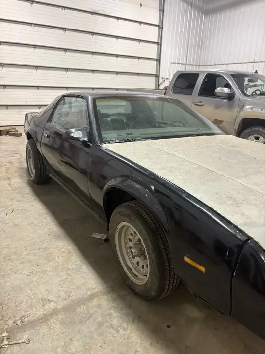 Chevrolet Camaro 1987 photo 2