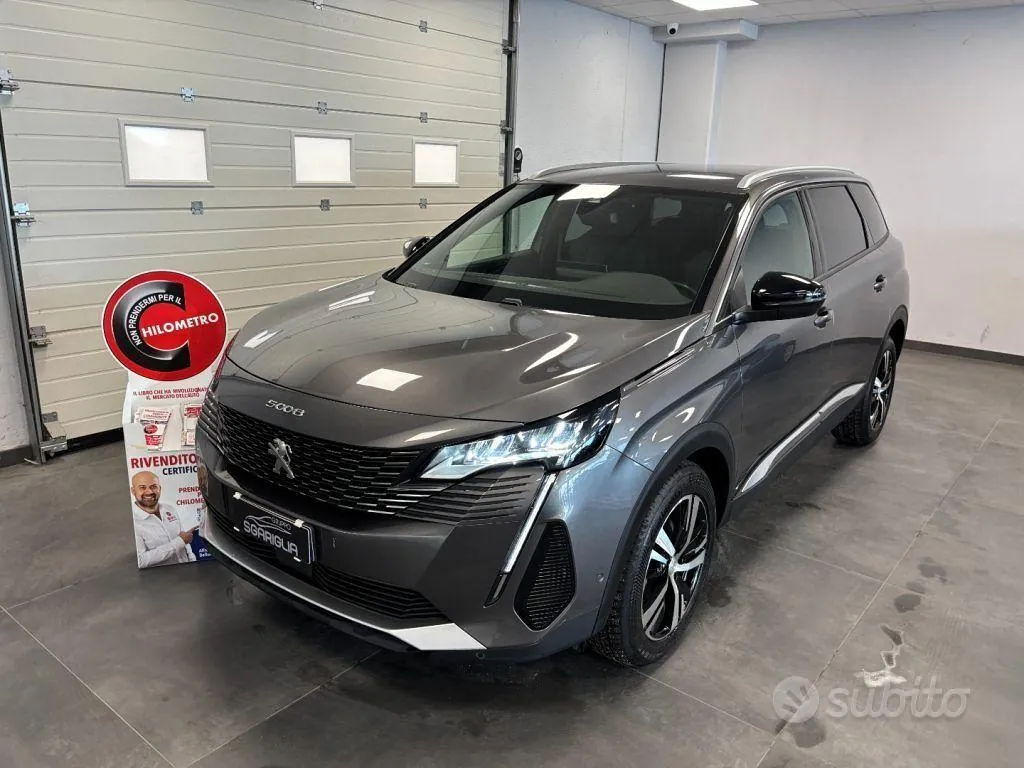 Peugeot 5008 2023 photo 3
