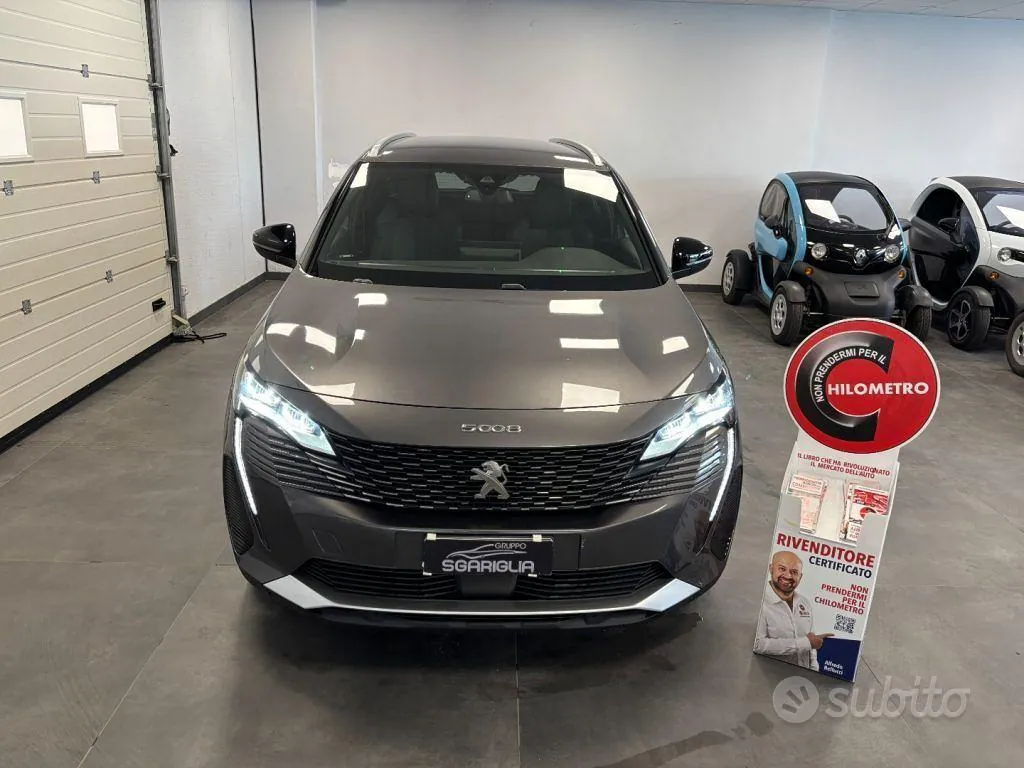 Peugeot 5008 2023 photo 2