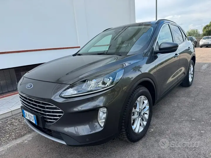 Ford Kuga 2022 photo 3