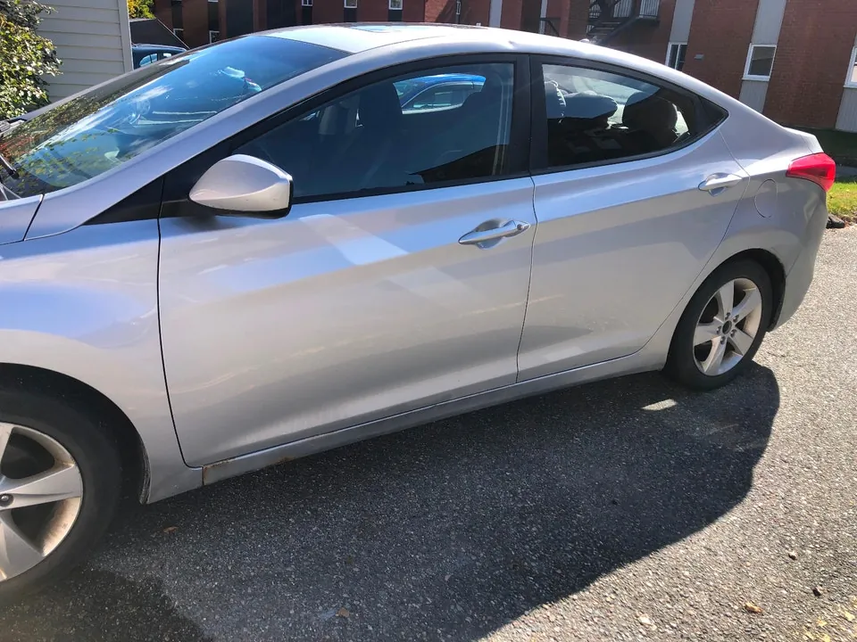 Hyundai Elantra 2013 photo 4