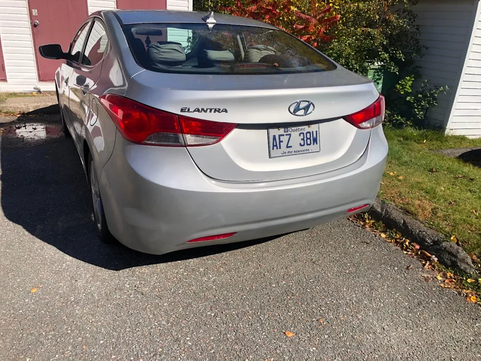 Hyundai Elantra 2013 photo 3