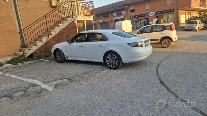 Saab 9-5 2011 photo 5
