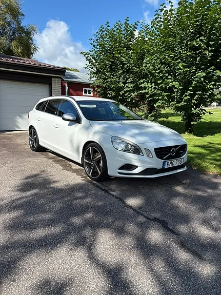 Volvo V60 2012 photo 3
