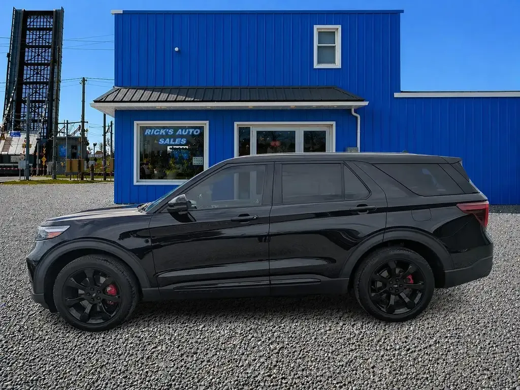 Ford Explorer 2021 photo 2