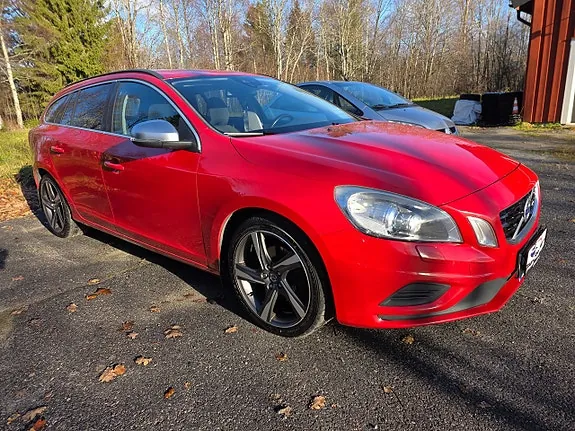 Volvo V60 2012 photo 2