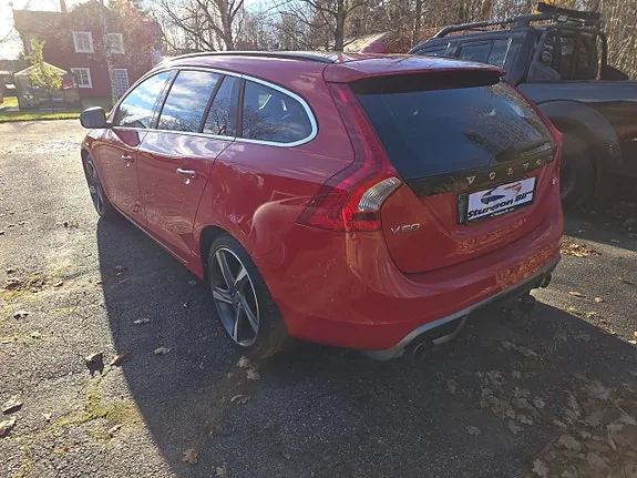 Volvo V60 2012 photo 4