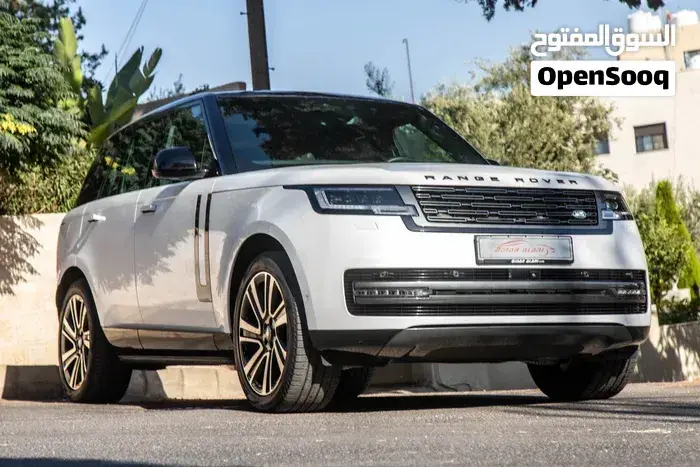 Land Rover Range Rover Vogue 2024 photo 2