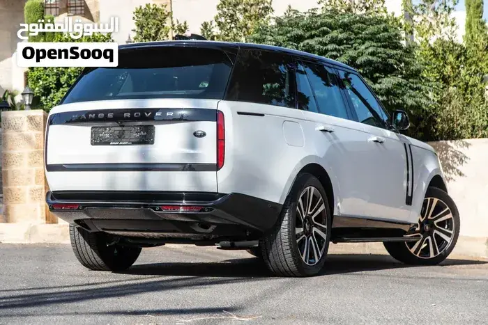 Land Rover Range Rover Vogue 2024 photo 3